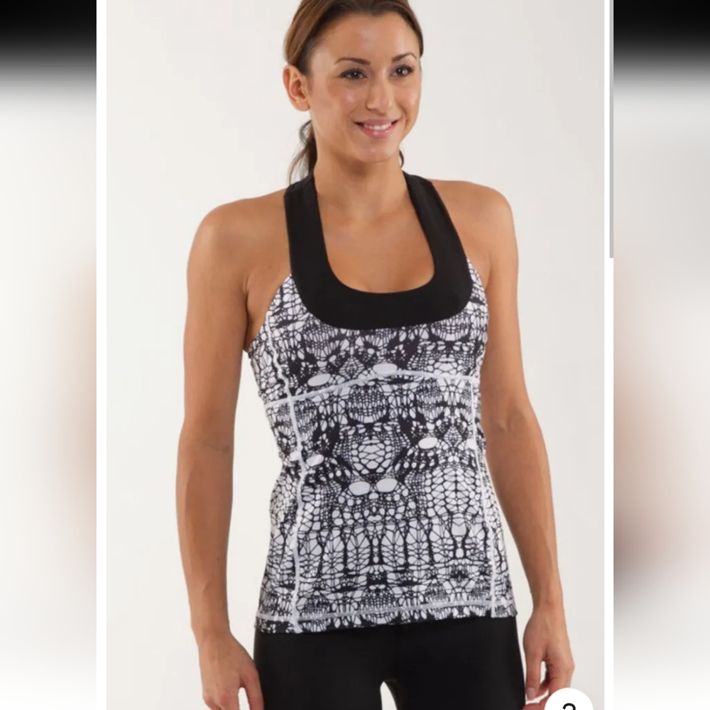 Lululemon Scoop Neck Tank White Black Glacier Lace / Black Size 8